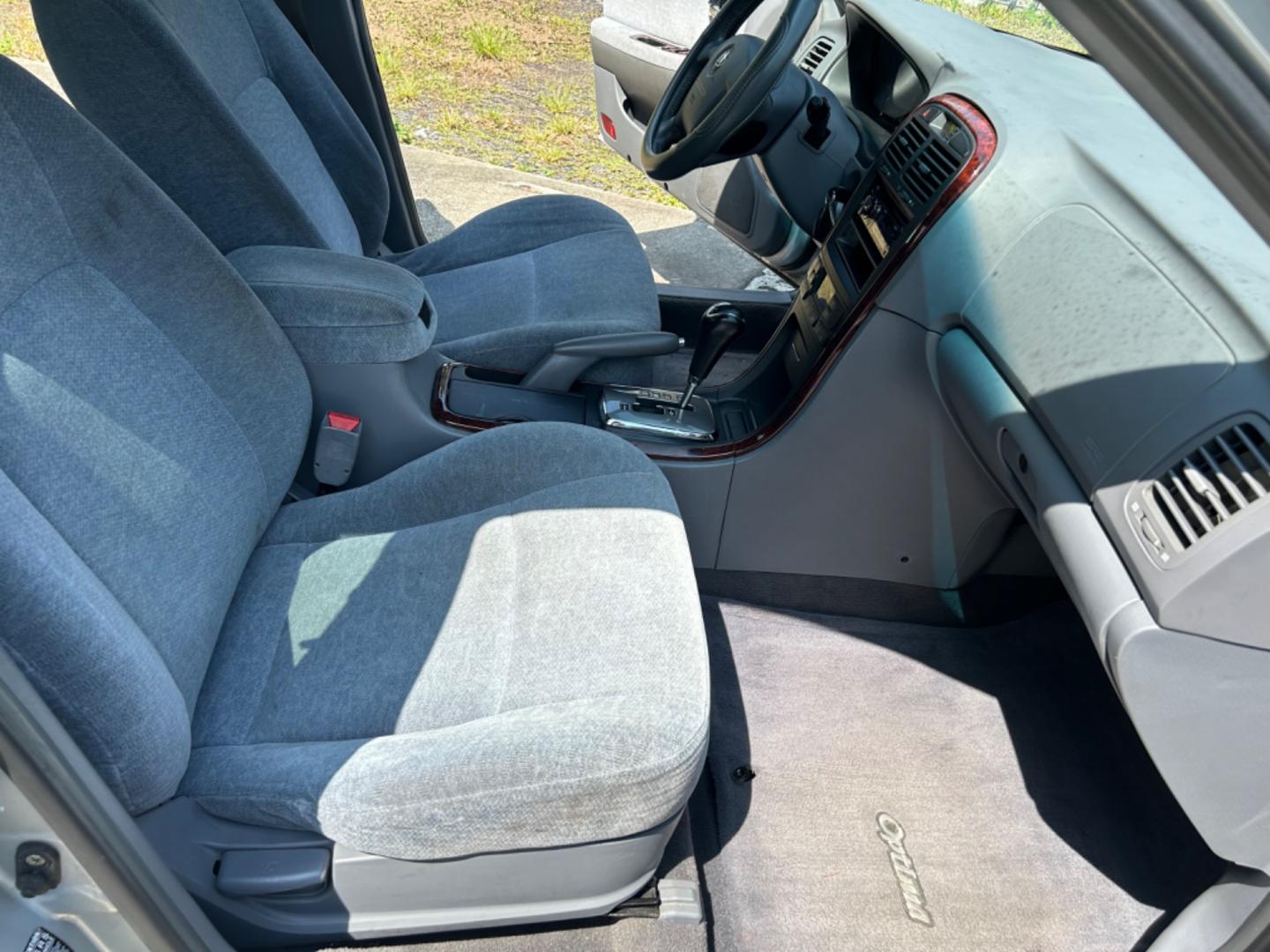 2004 Kia Optima (KNAGD126945) , located at 1758 Cassat Ave., Jacksonville, FL, 32210, (904) 384-2799, 30.286720, -81.730652 - $3500.00----------2004 KIA OPTIMA LX 129,627 MILES EXTRA CLEAN ICE-COLD AIR CONDITIONING 4-DOOR SUNROOF ALLOYS SPOILER RUNS GREAT ASK ABOUT 50/50 BHPH FINANCING FOR THIS VEHICLE CALL US NOW @ 904-384-2799 - Photo#13